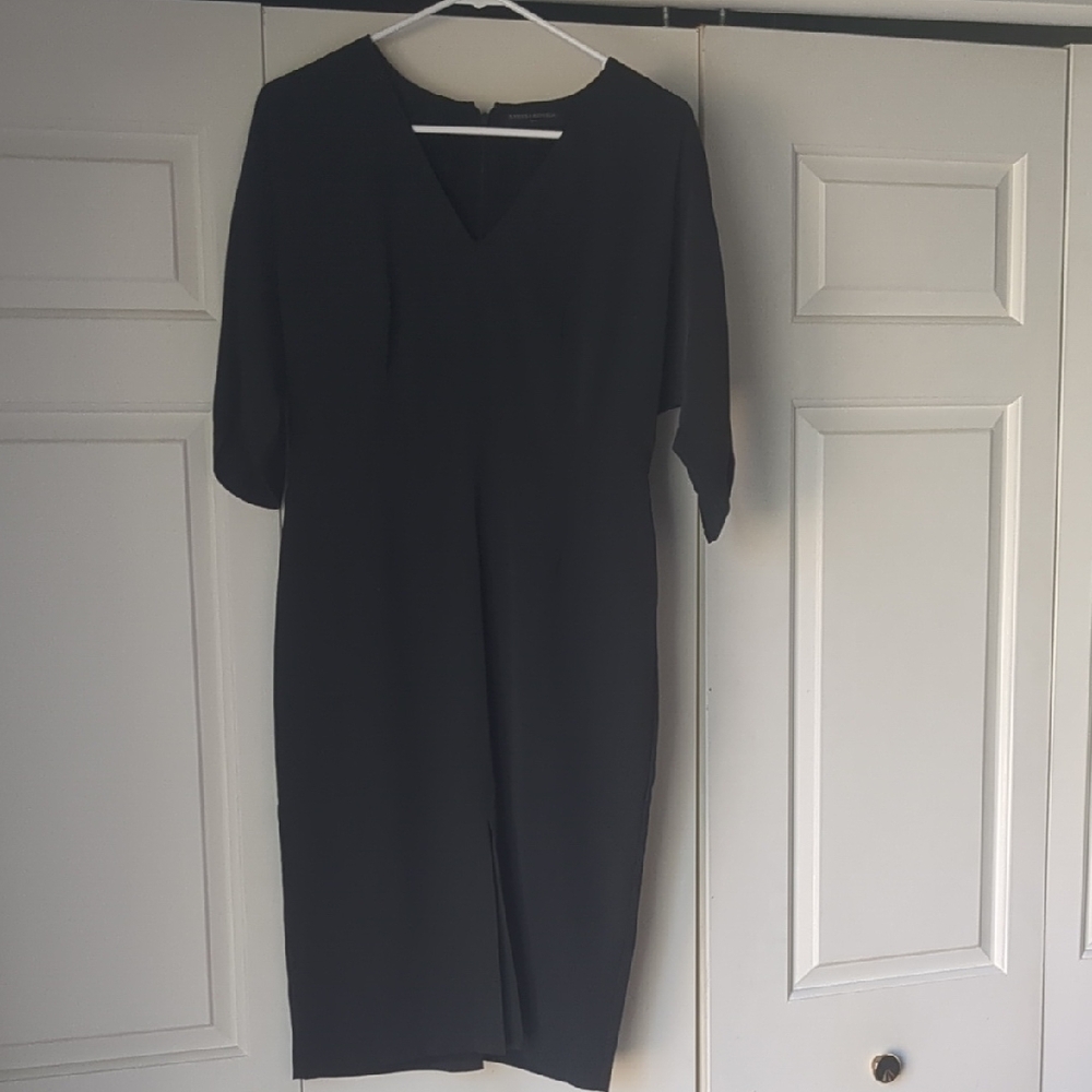 NEW Banana Republic Lightweight Black Sheath Dress - Size 6